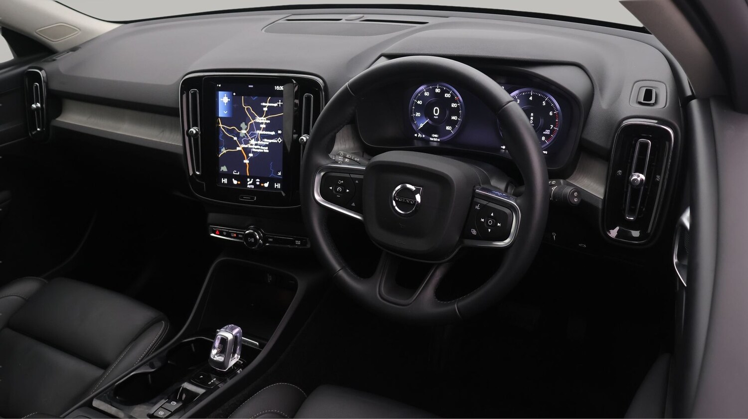 Used Volvo XC40 2021 for sale - 77474701: Photo 9