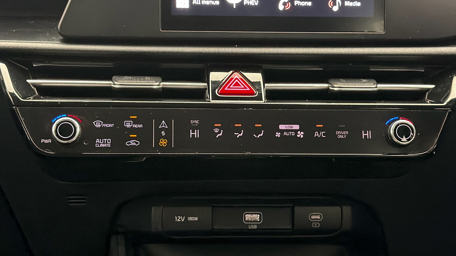 Used Kia Niro 2023 for sale - 78004210: Photo 11