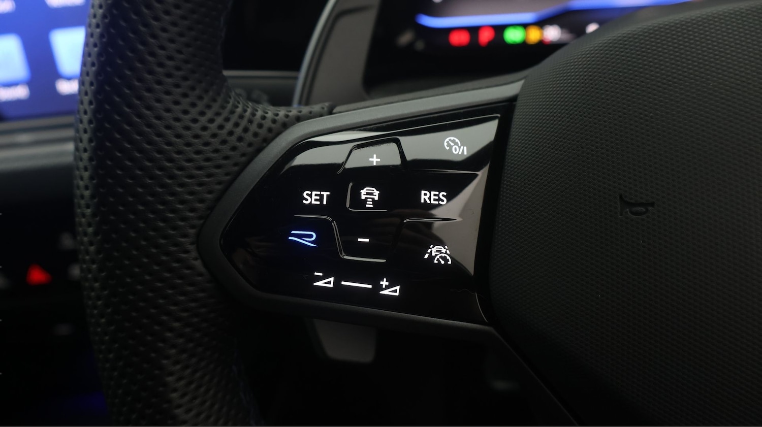 Used Volkswagen Golf 2023 for sale - 77775341: Photo 24