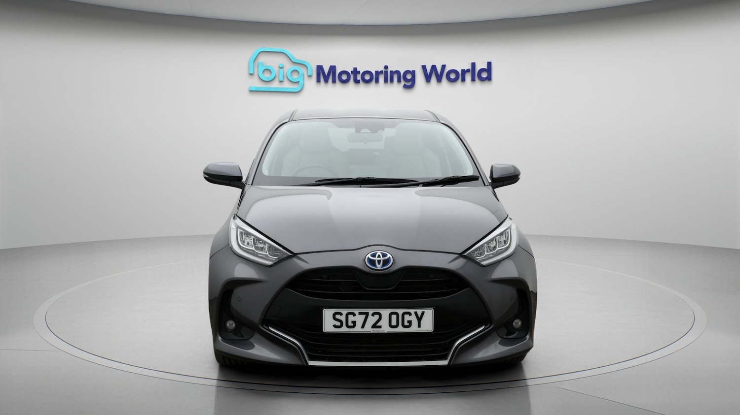 Used Toyota Yaris 2022 for sale - 77198712: Photo 2