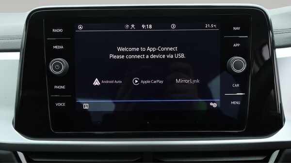 Used Volkswagen T-Roc for sale - 76260352: Photo 26
