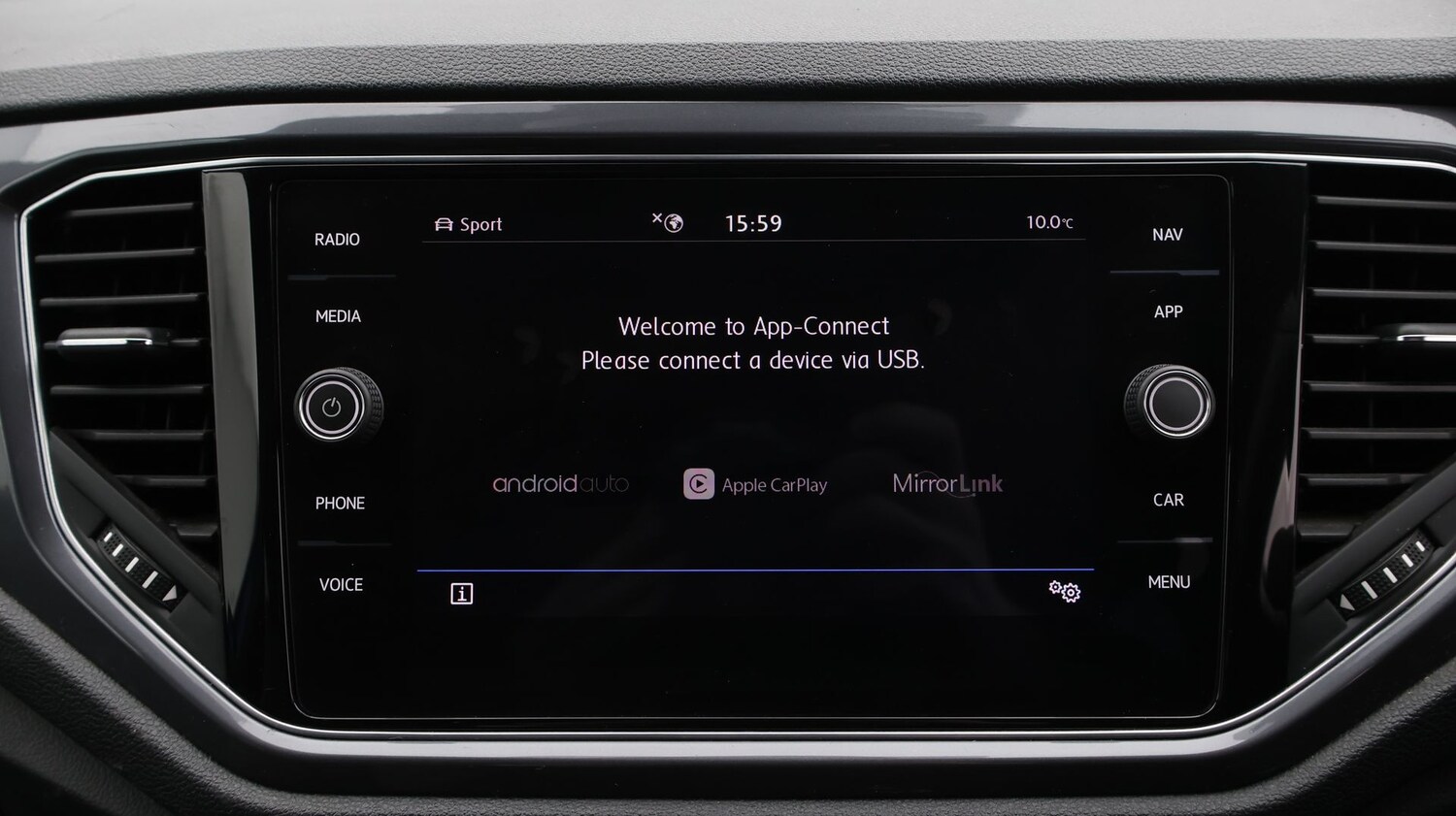 Used Volkswagen T-Roc 2020 for sale - 77578970: Photo 22