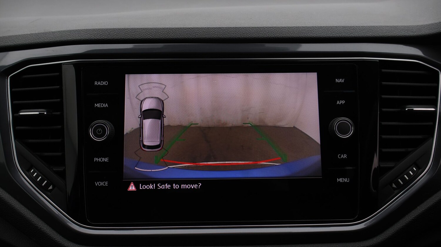 Used Volkswagen T-Roc 2020 for sale - 77578970: Photo 24