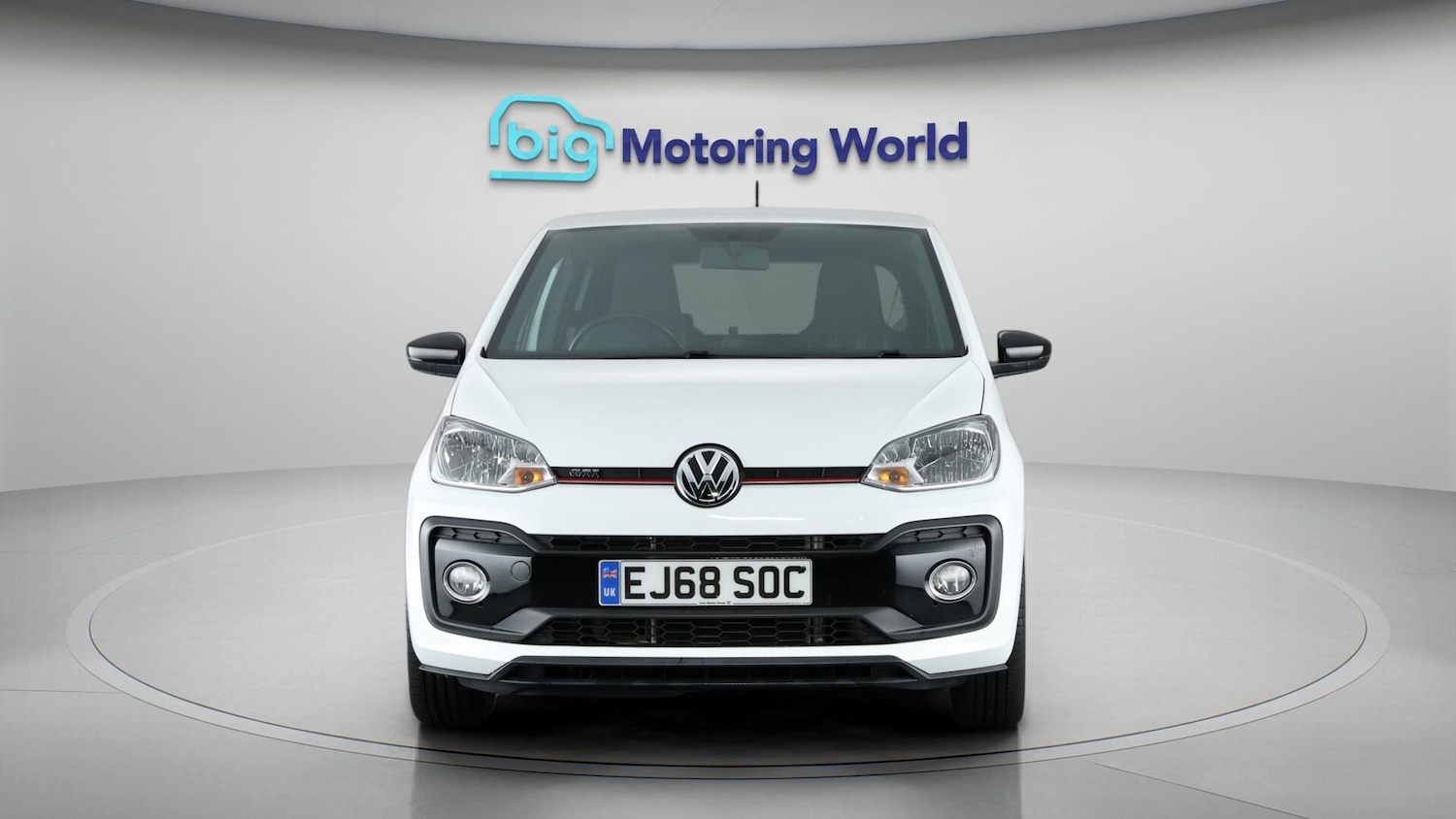 Used Volkswagen up! 2018 for sale - 76380656: Photo 2