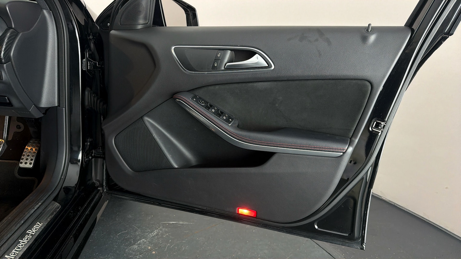 Used Mercedes-Benz A-Class 2017 for sale - 77791301: Photo 15