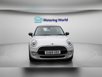 Used MINI Hatch 2018 for sale - 75563271: Photo