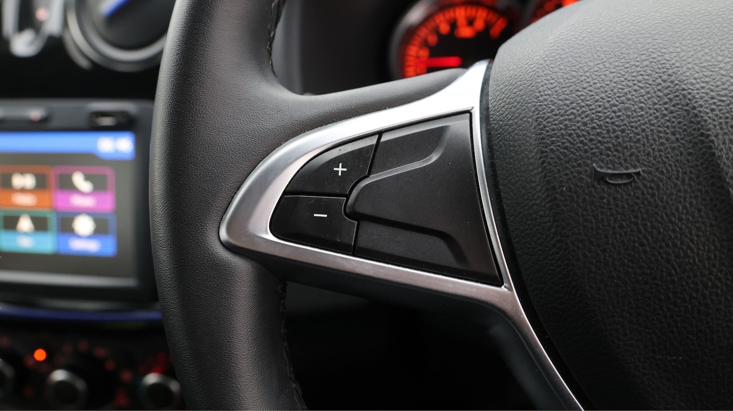 Used Dacia Sandero Stepway 2020 for sale - 77744833: Photo 29