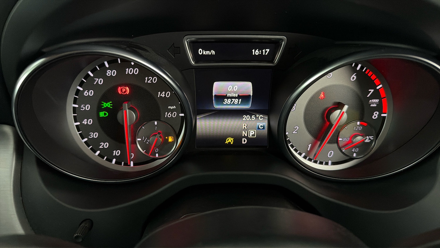 Used Mercedes-Benz GLA 2017 for sale - 78016003: Photo 25