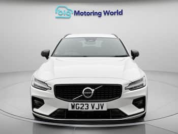Used Volvo V60 2023 for sale - 79582137: Photo