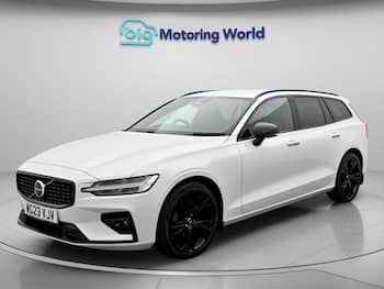 Used Volvo V60 2023 for sale - 79582137: Photo
