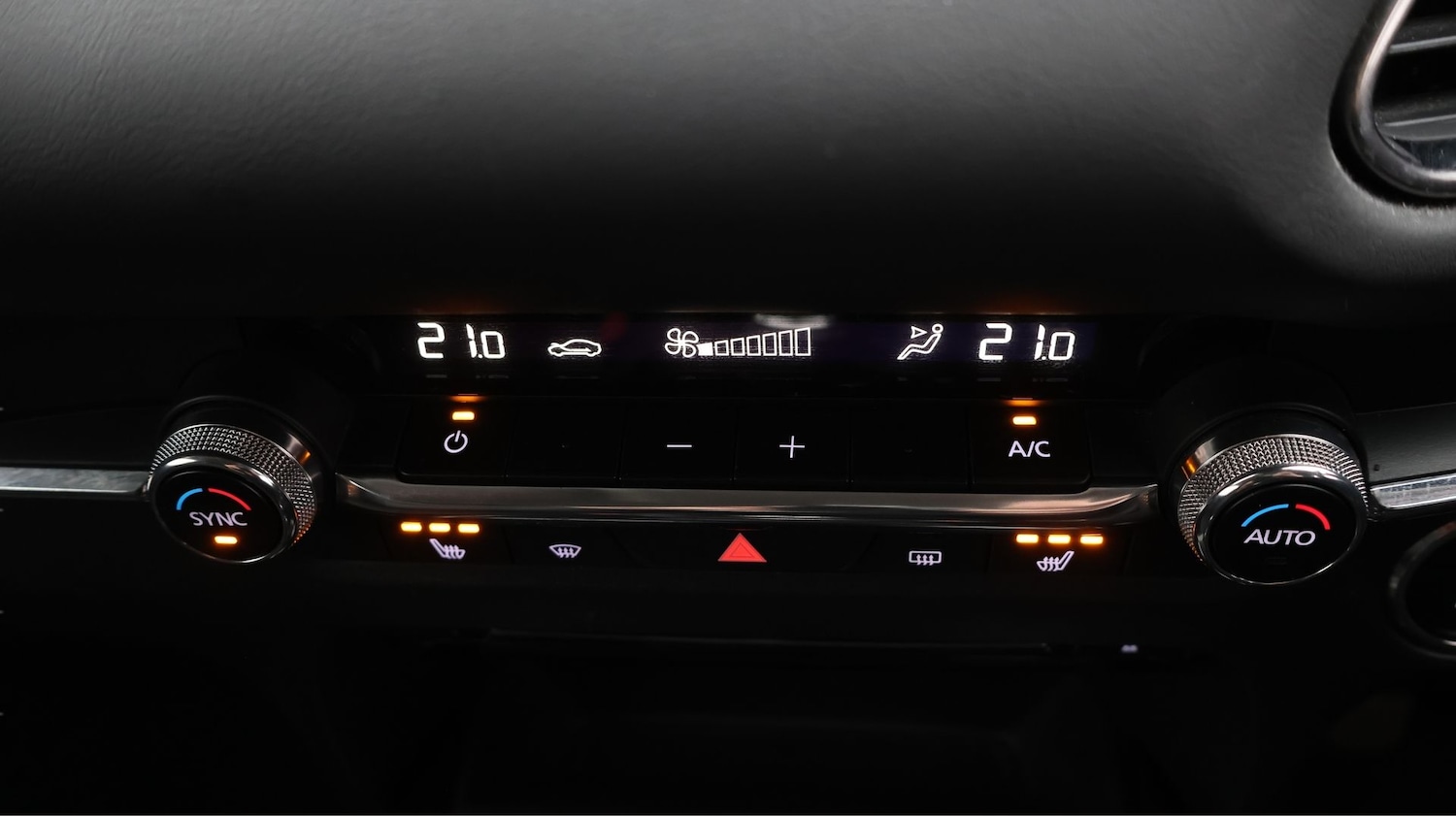 Used Mazda CX-30 2020 for sale - 77607041: Photo 12