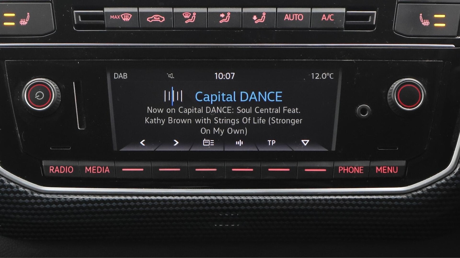 Used Volkswagen up! 2022 for sale - 76620500: Photo 12