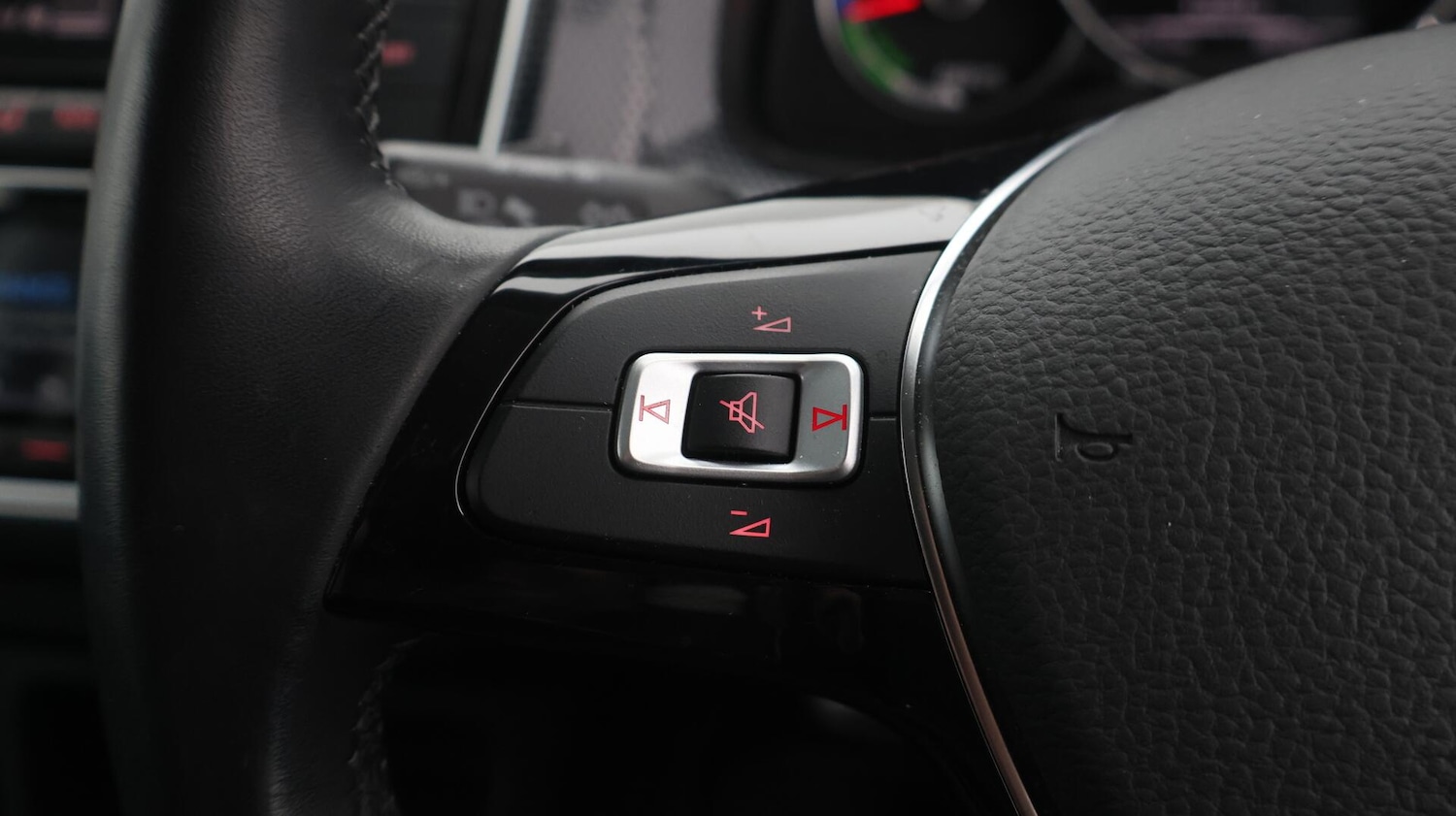 Used Volkswagen up! 2022 for sale - 76620500: Photo 23