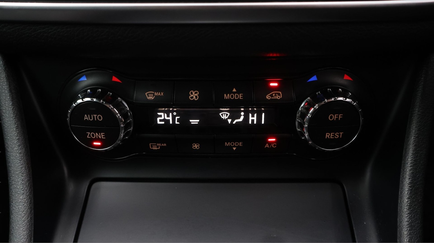 Used Mercedes-Benz GLA 2016 for sale - 77653594: Photo 12