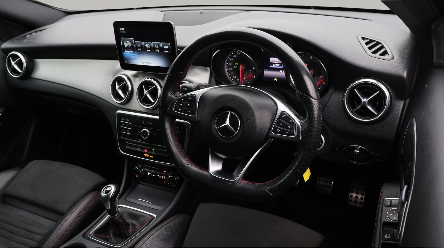 Used Mercedes-Benz GLA 2016 for sale - 77653594: Photo 9