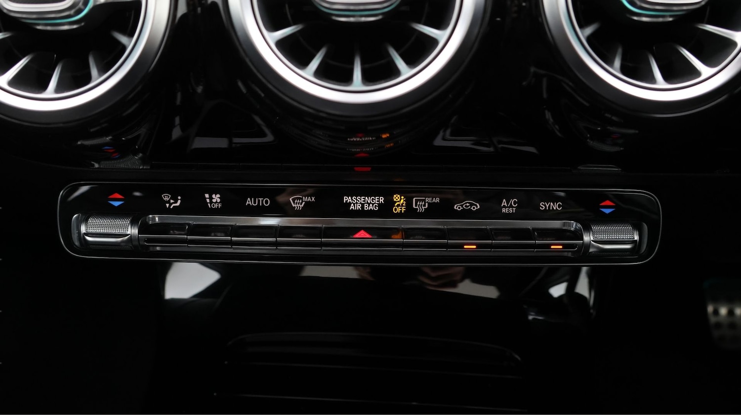 Used Mercedes-Benz A-Class 2019 for sale - 77607012: Photo 12