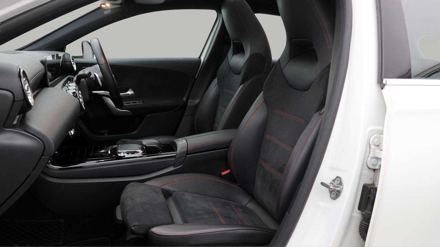 Used Mercedes-Benz A-Class 2019 for sale - 77607012: Photo 14