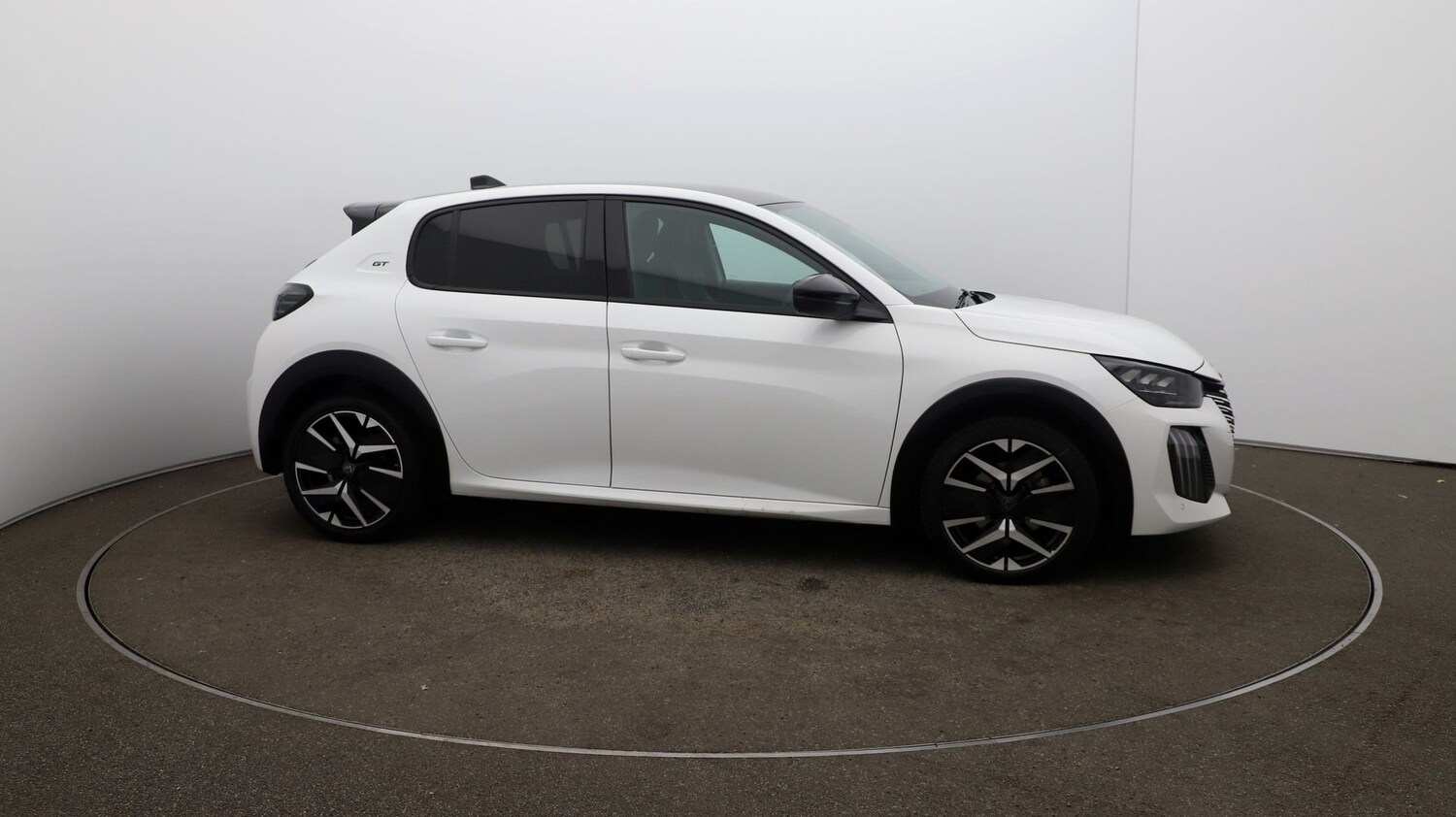 Used Peugeot 208 for sale - 76815431: Photo 41