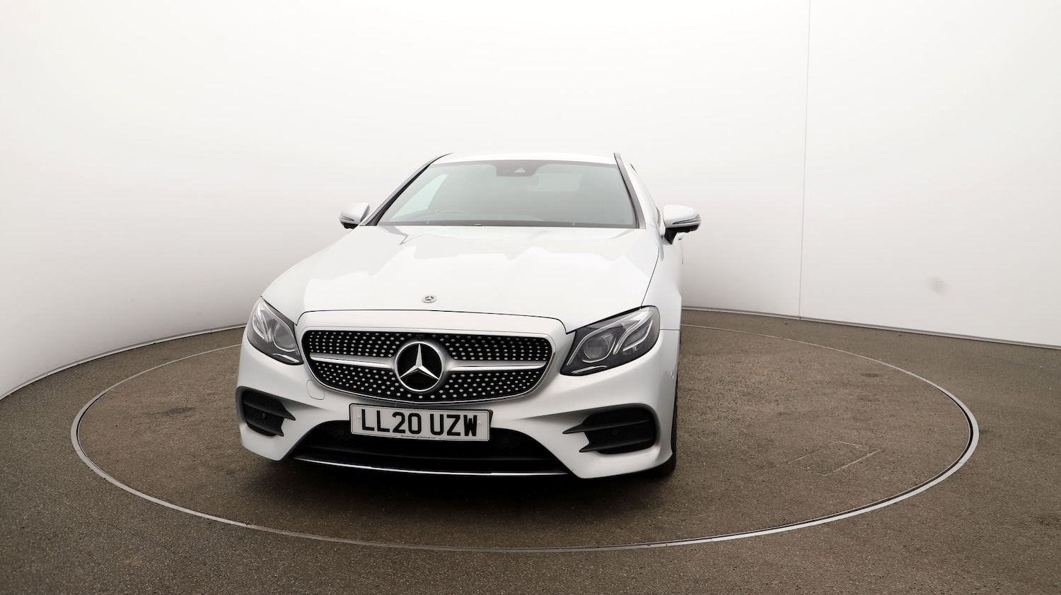 Used Mercedes-Benz E Class 2020 for sale - 76815223: Photo 32