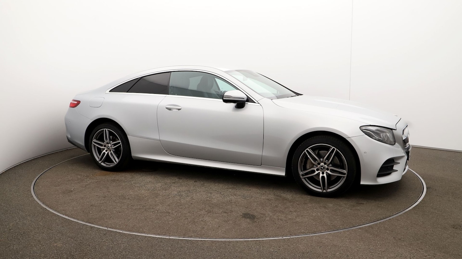 Used Mercedes-Benz E Class 2020 for sale - 76815223: Photo 39