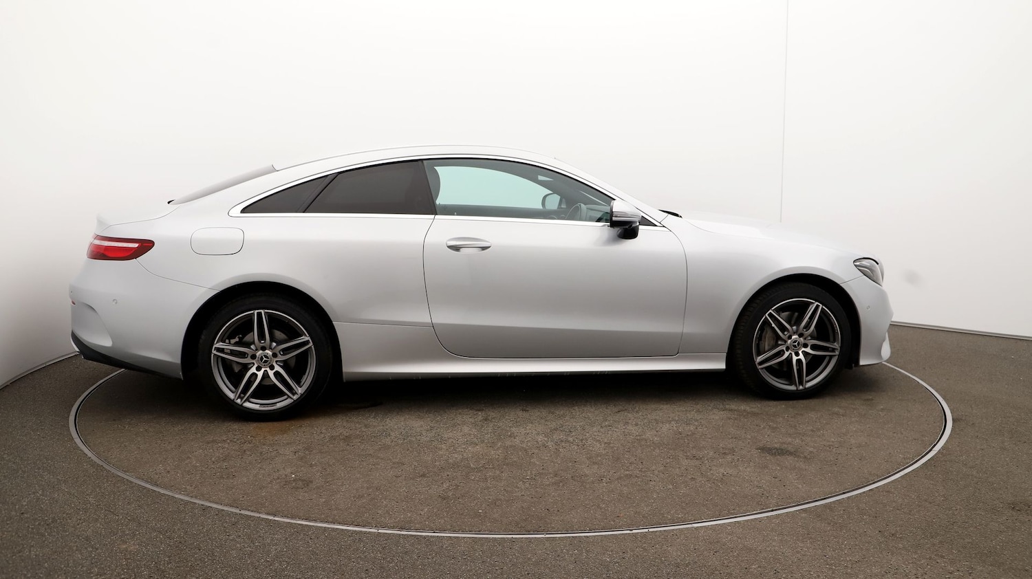 Used Mercedes-Benz E Class 2020 for sale - 76815223: Photo 43