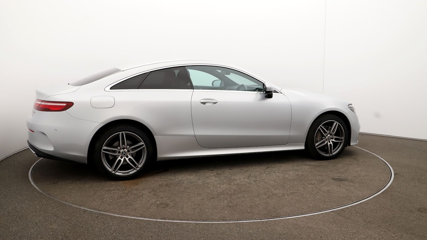 Used Mercedes-Benz E Class 2020 for sale - 76815223: Photo 44