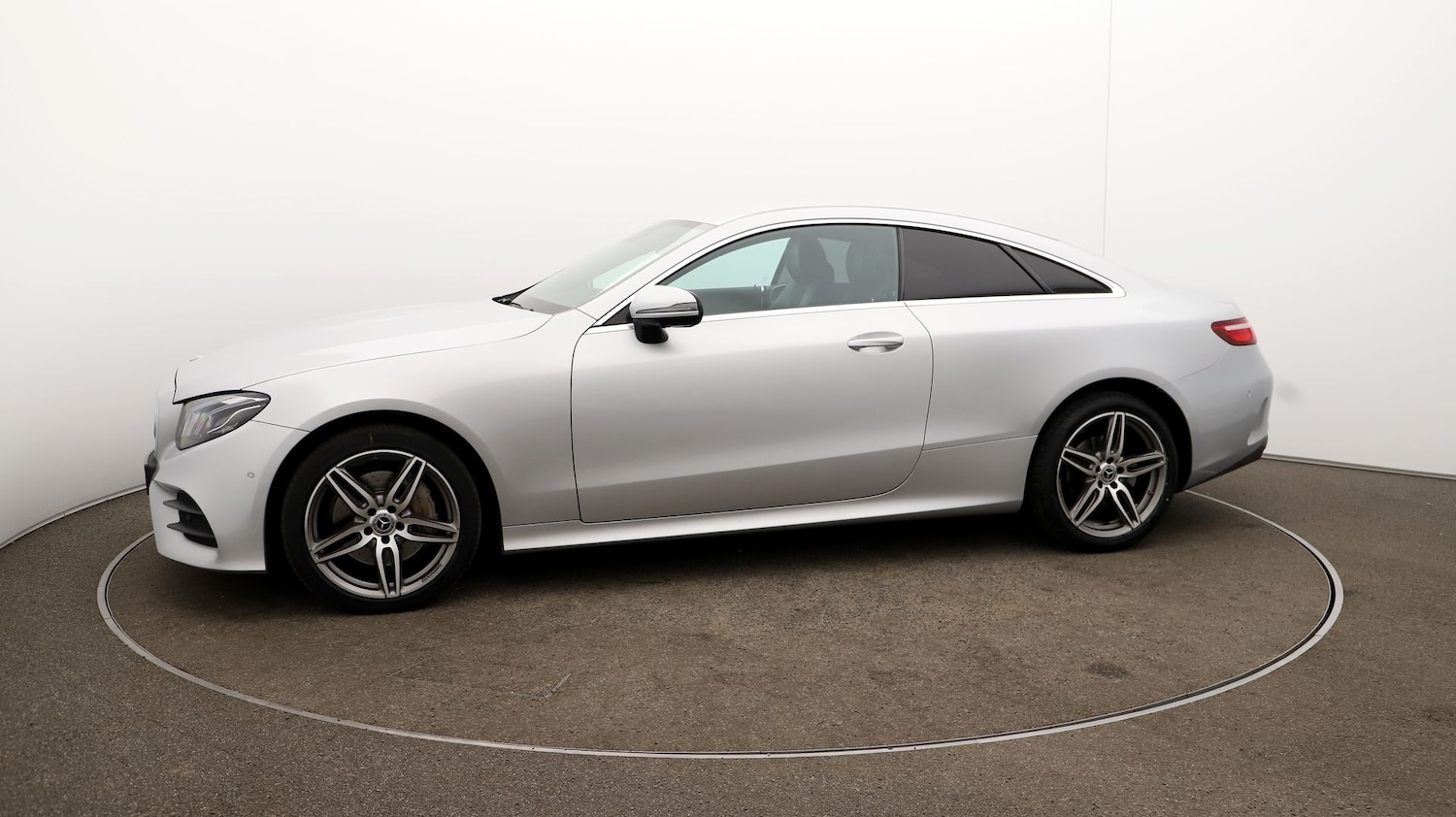 Used Mercedes-Benz E Class 2020 for sale - 76815223: Photo 59