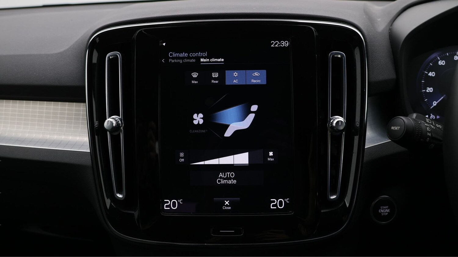 Used Volvo XC40 for sale - 77617578: Photo 12