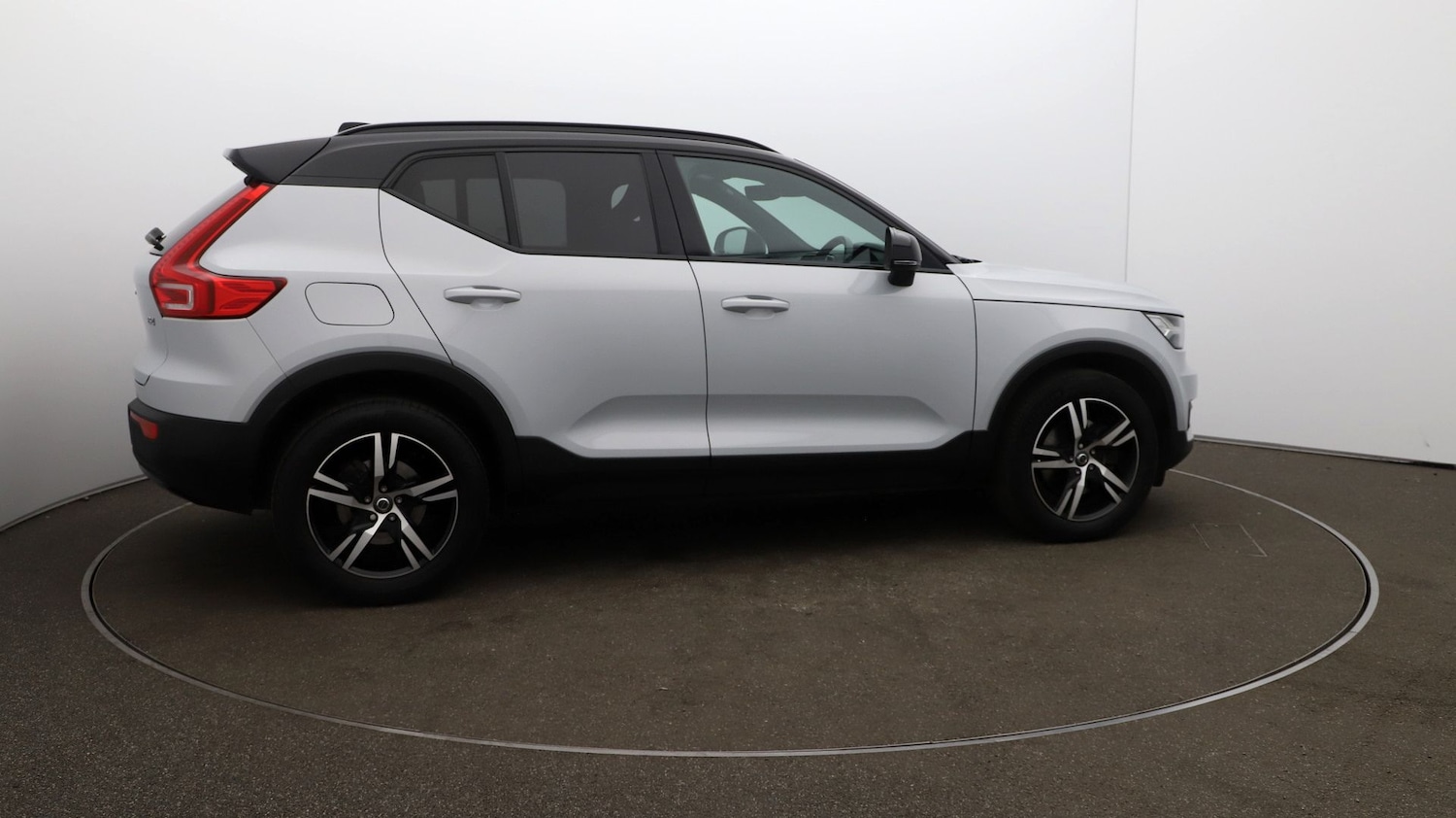 Used Volvo XC40 2020 for sale - 76815484: Photo 41