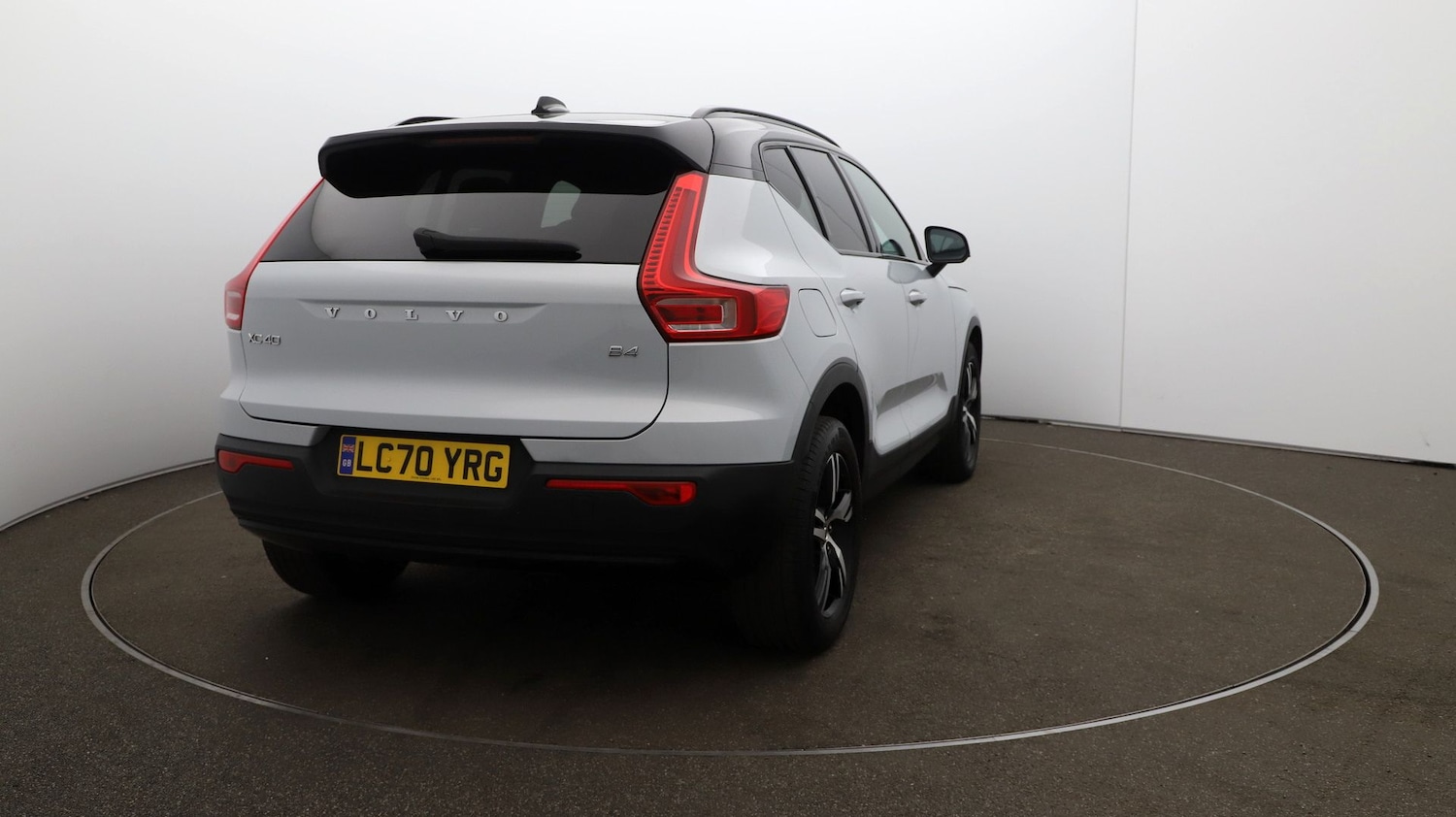 Used Volvo XC40 2020 for sale - 76815484: Photo 46