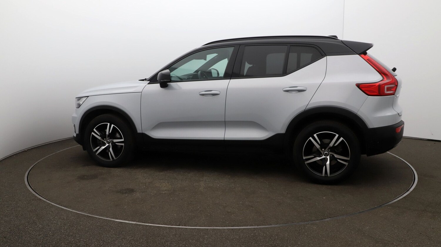 Used Volvo XC40 2020 for sale - 76815484: Photo 48