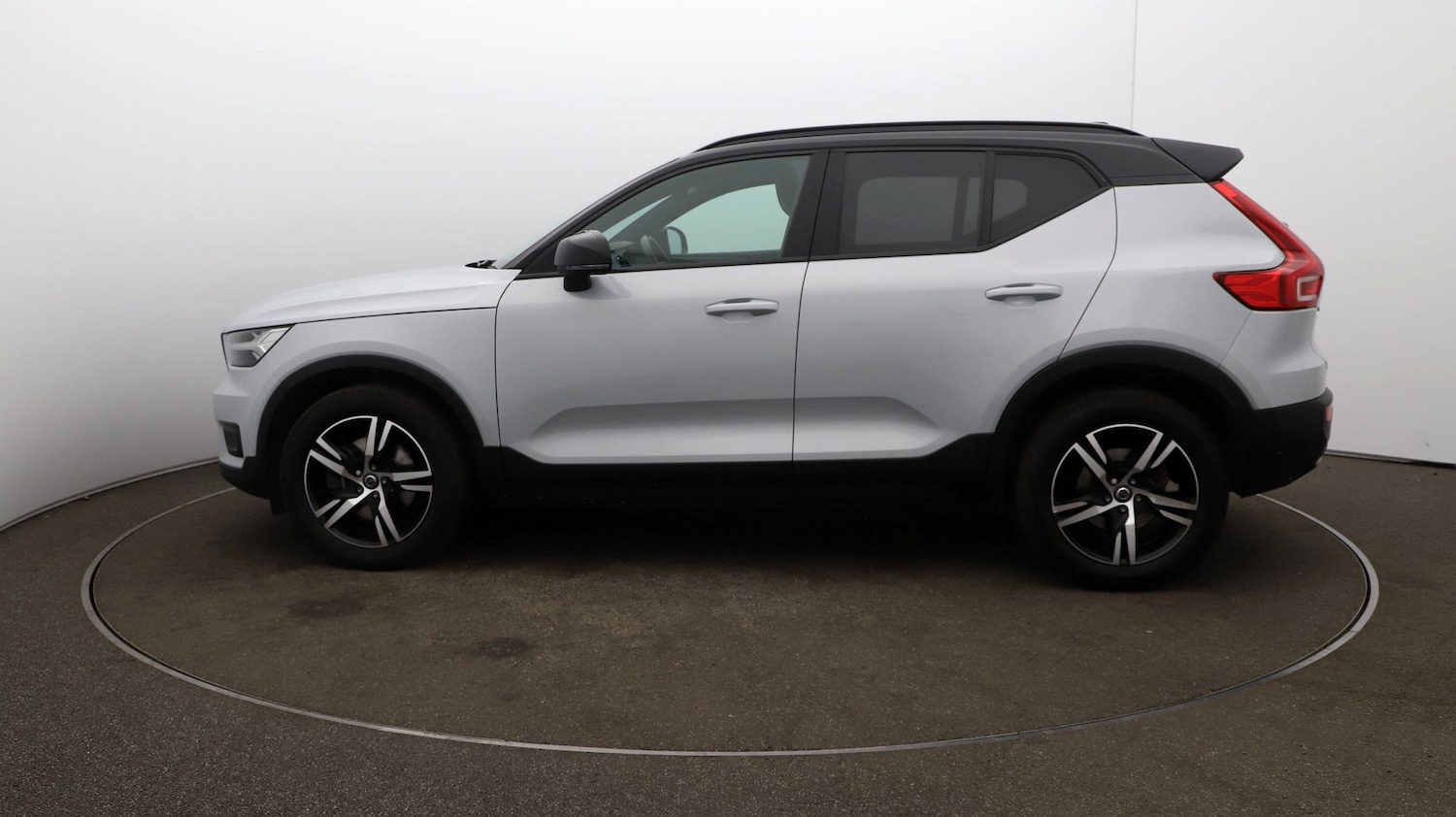 Used Volvo XC40 2020 for sale - 76815484: Photo 54