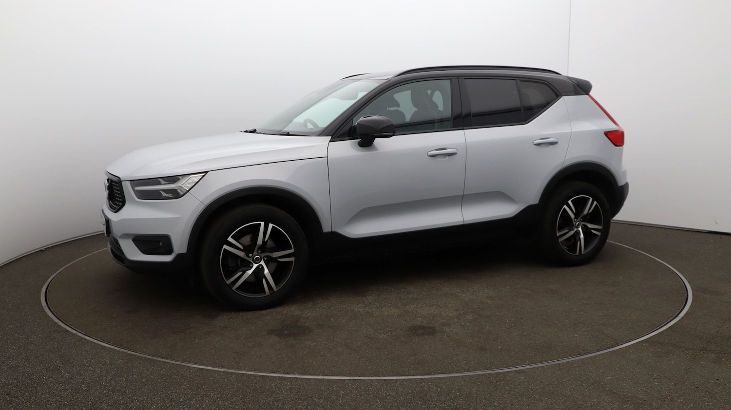 Used Volvo XC40 2020 for sale - 76815484: Photo 57