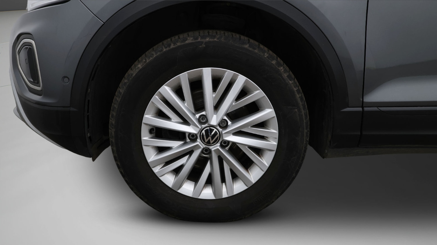 Used Volkswagen T-Roc 2023 for sale - 77536195: Photo 18