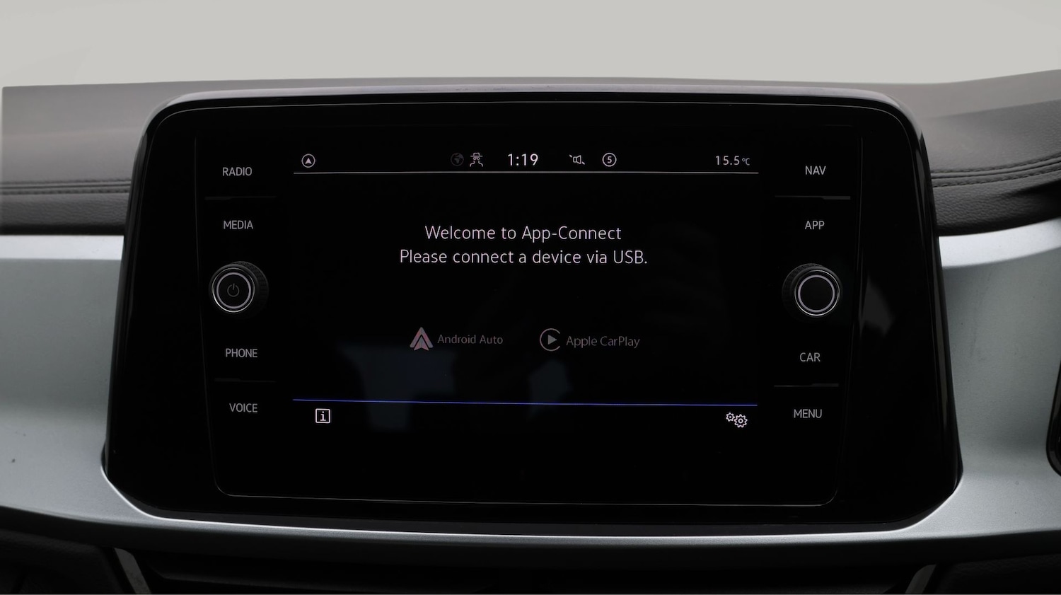 Used Volkswagen T-Roc 2023 for sale - 77536195: Photo 25