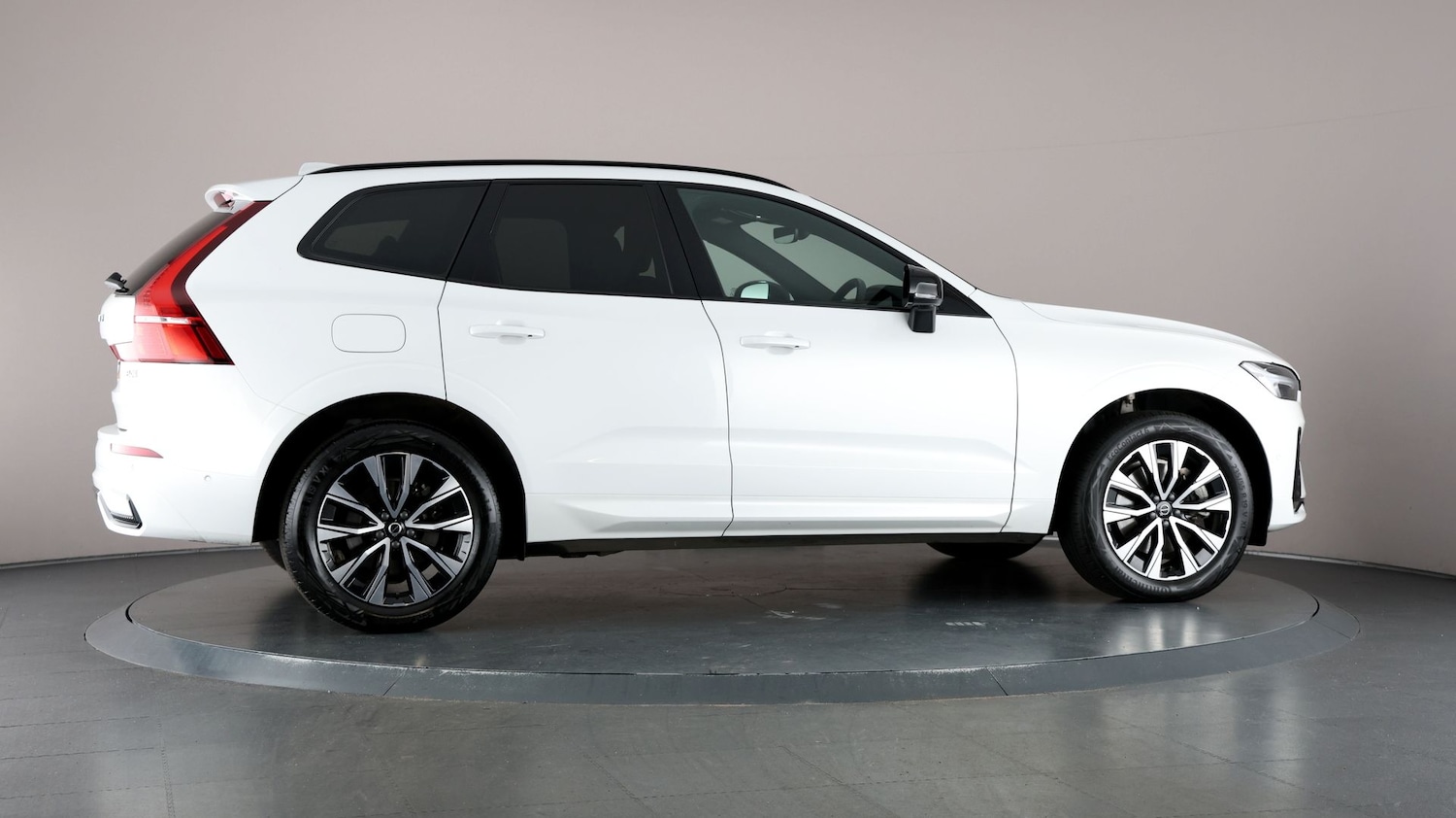 Used Volvo XC60 2024 for sale - 76815464: Photo 57