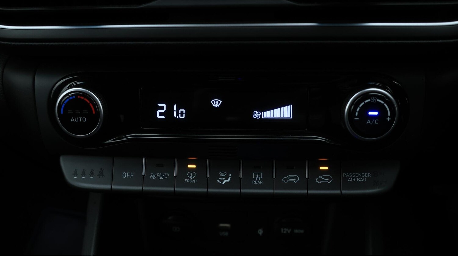 Used Hyundai KONA 2022 for sale - 76094336: Photo 12