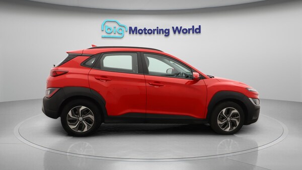 Used Hyundai KONA 2022 for sale - 76137077: Photo 9