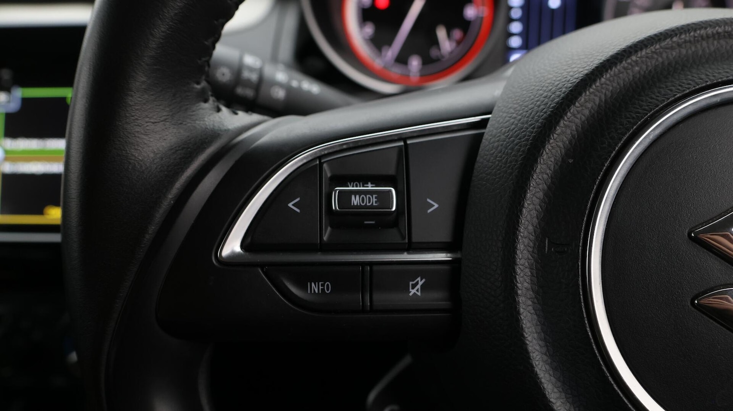 Used Suzuki Swift 2022 for sale - 76573336: Photo 23