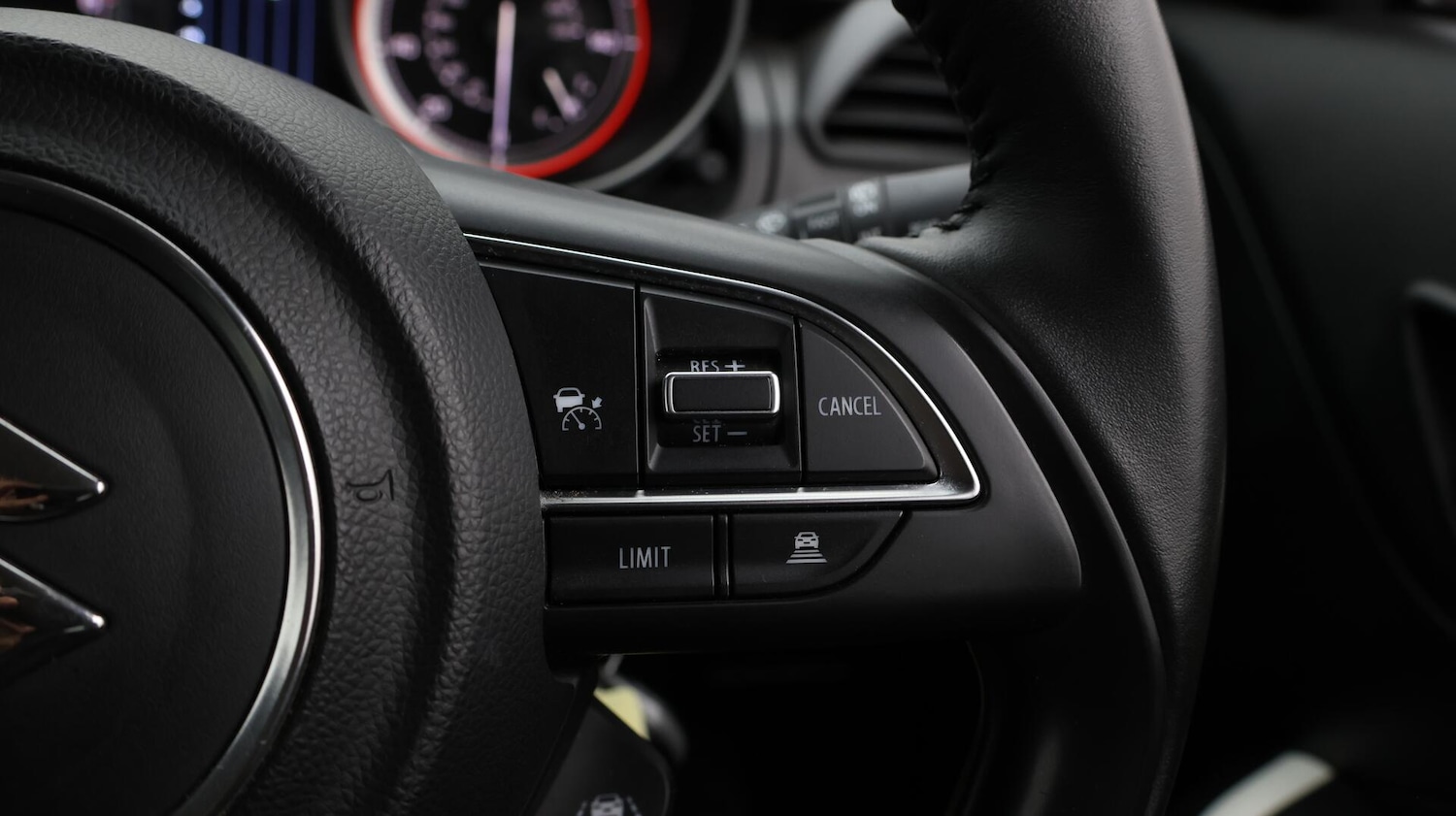 Used Suzuki Swift 2022 for sale - 76573336: Photo 24