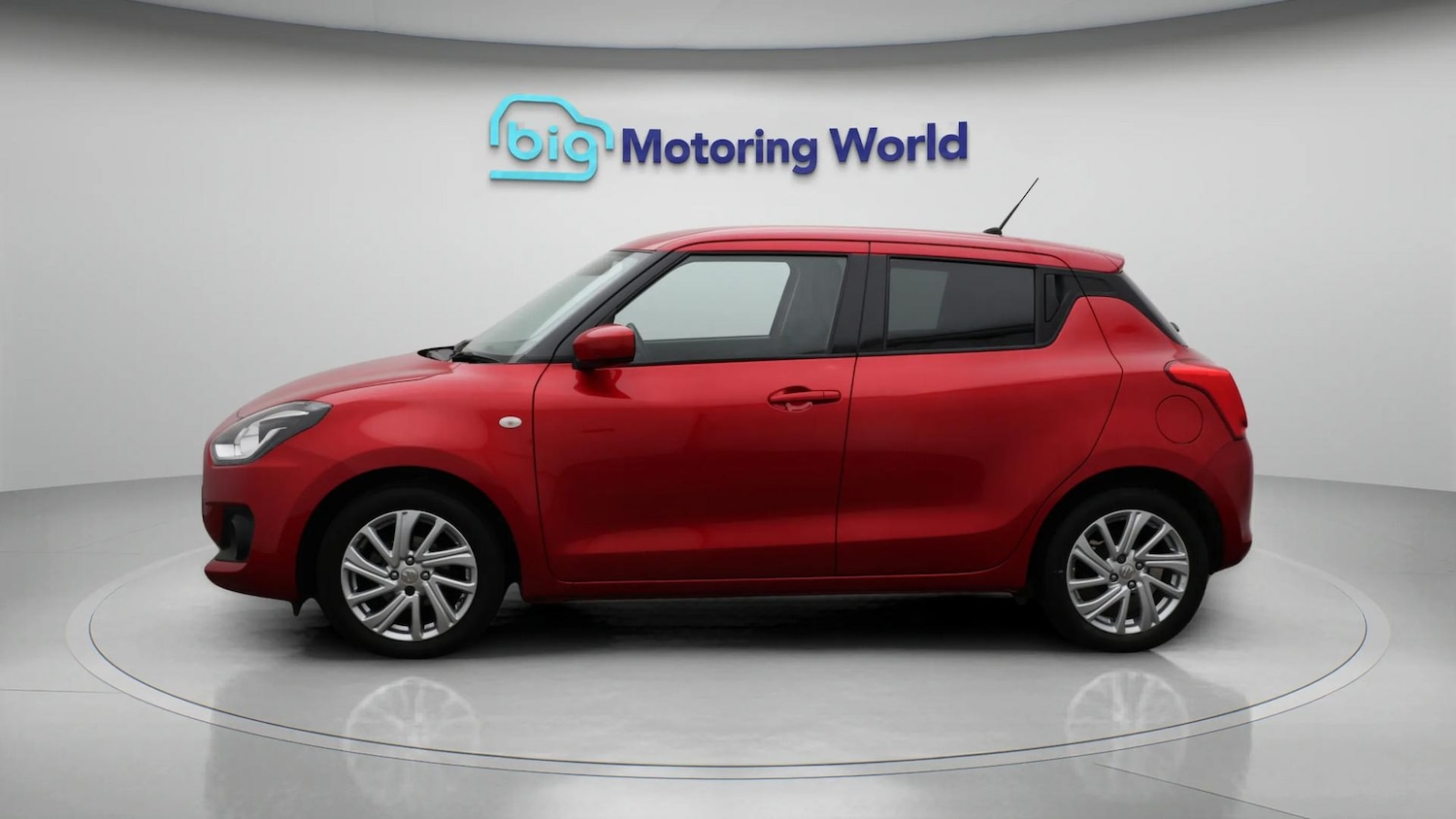 Used Suzuki Swift 2022 for sale - 76573336: Photo 4
