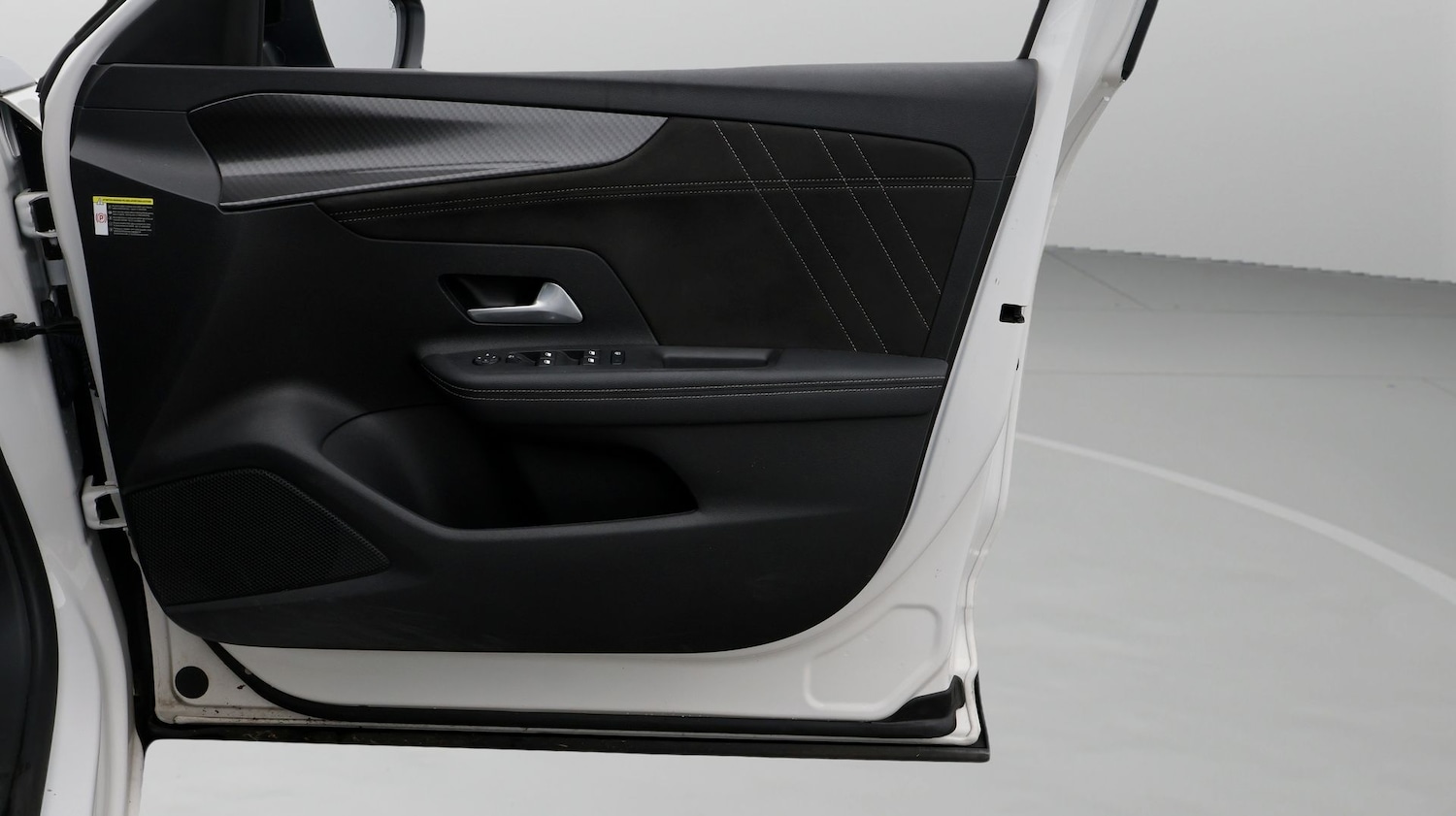 Used Vauxhall Mokka Electric 2022 for sale - 77701986: Photo 15