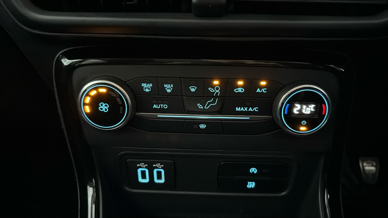 Used Ford Ecosport 2018 for sale - 78081201: Photo 11