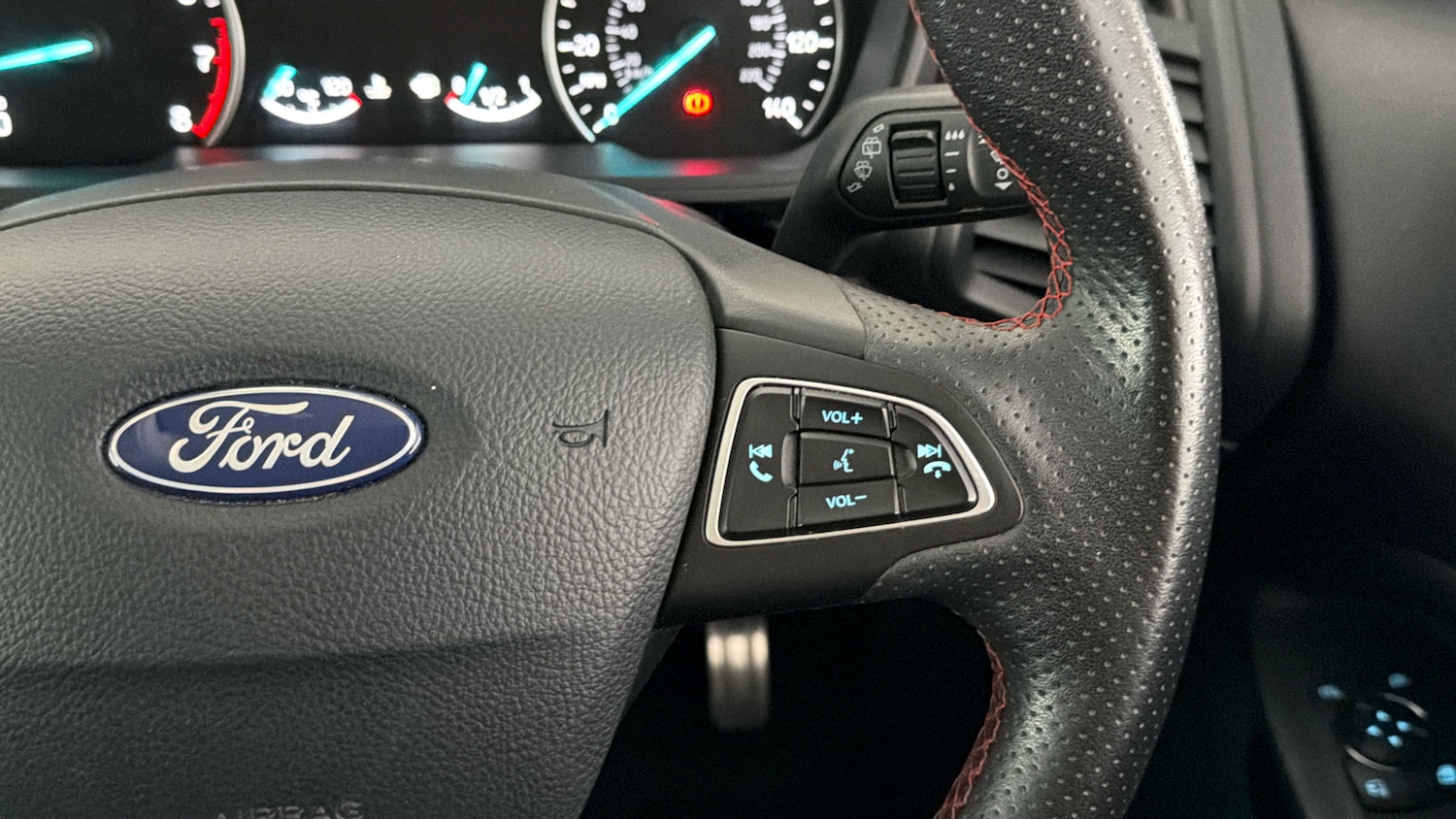 Used Ford Ecosport 2018 for sale - 78081201: Photo 24