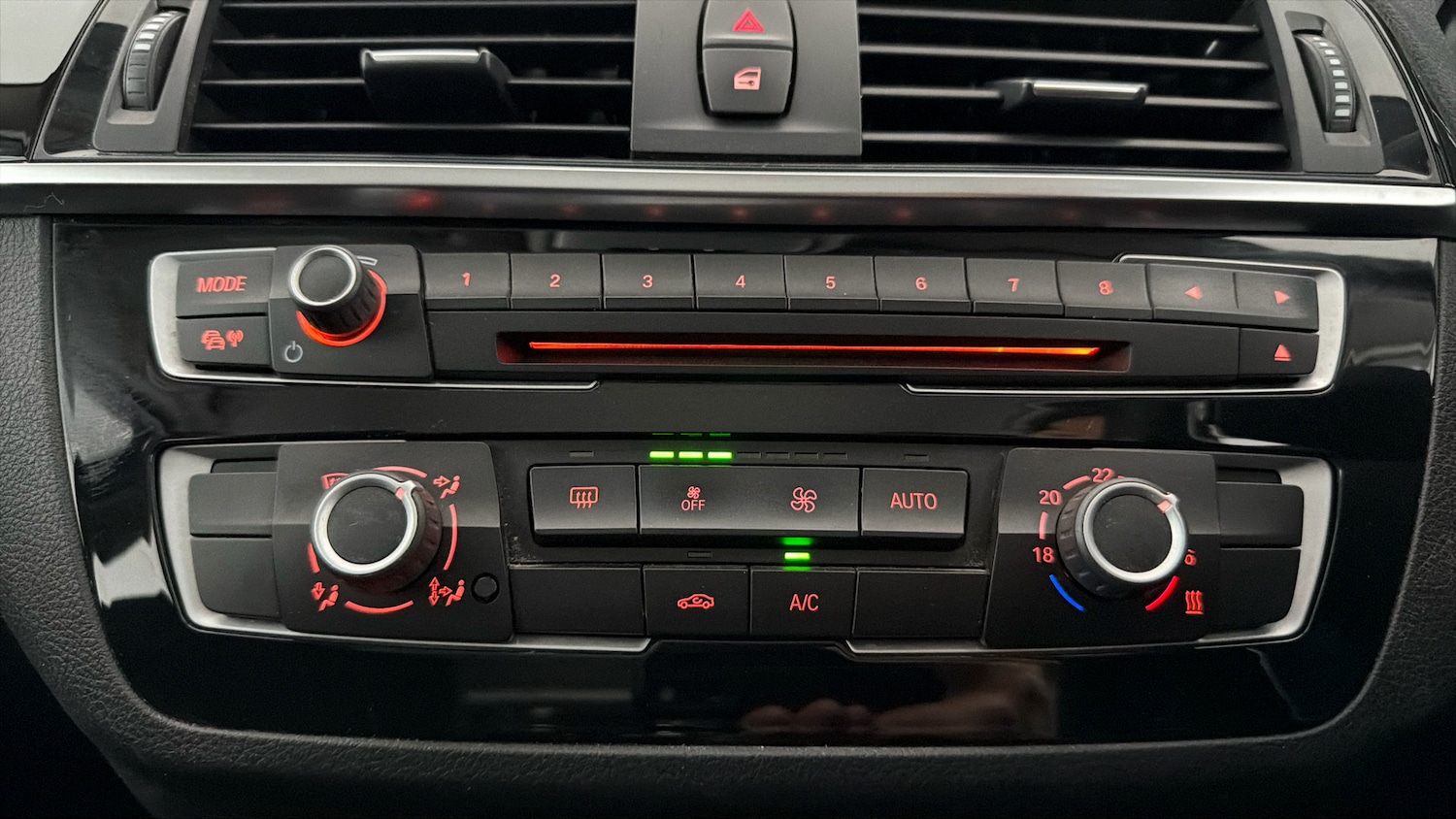 Used BMW 1 Series 2018 for sale - 77650377: Photo 10