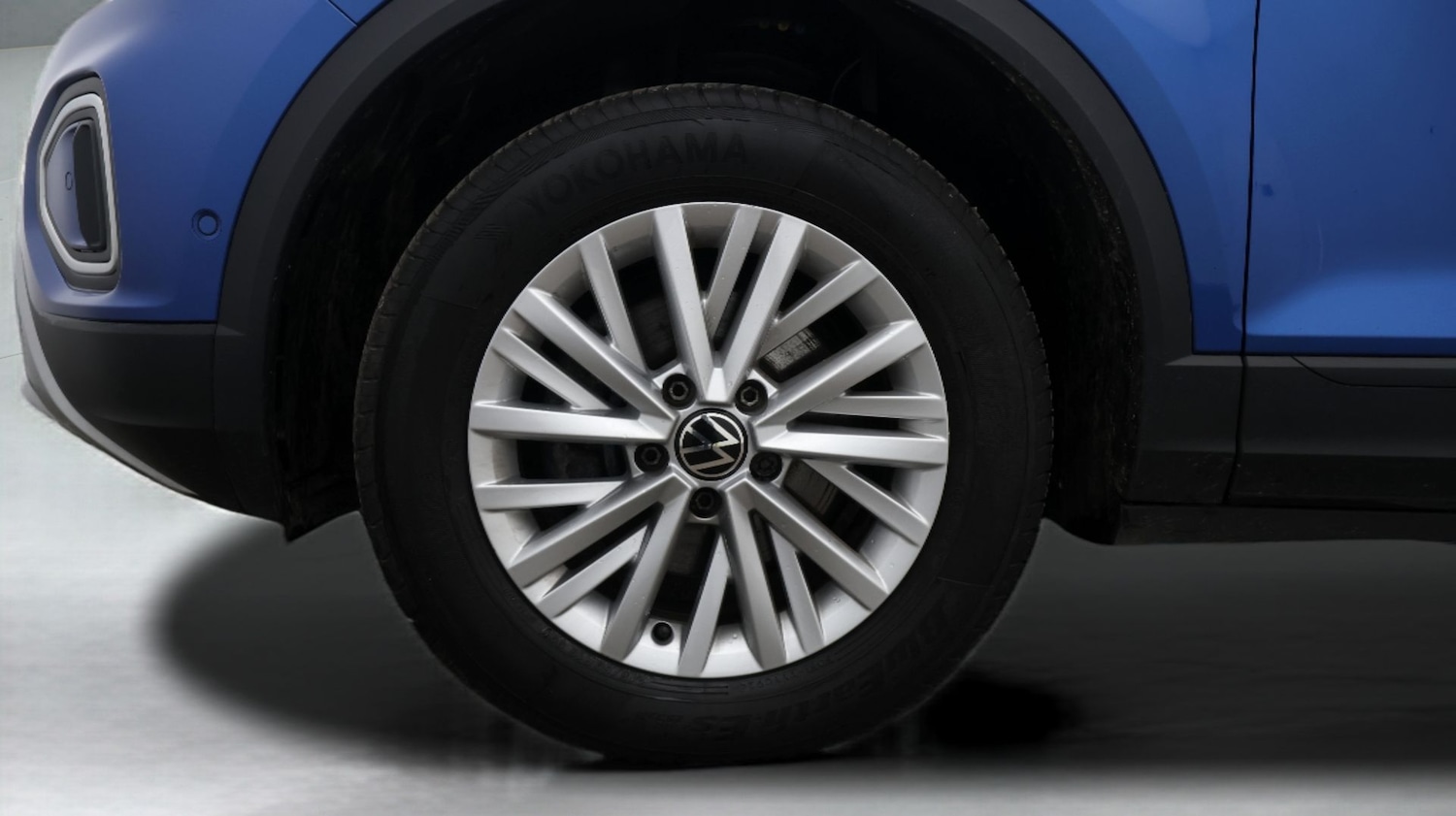 Used Volkswagen T-Roc 2023 for sale - 77567311: Photo 18