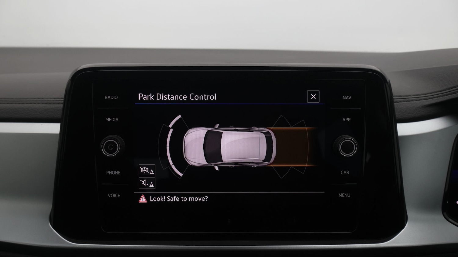 Used Volkswagen T-Roc 2023 for sale - 77567311: Photo 24