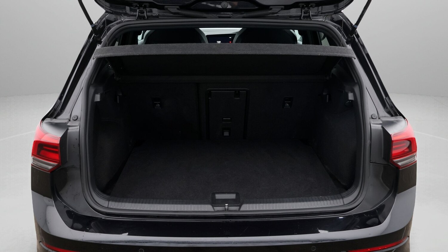 Used Volkswagen Golf 2023 for sale - 77700848: Photo 17