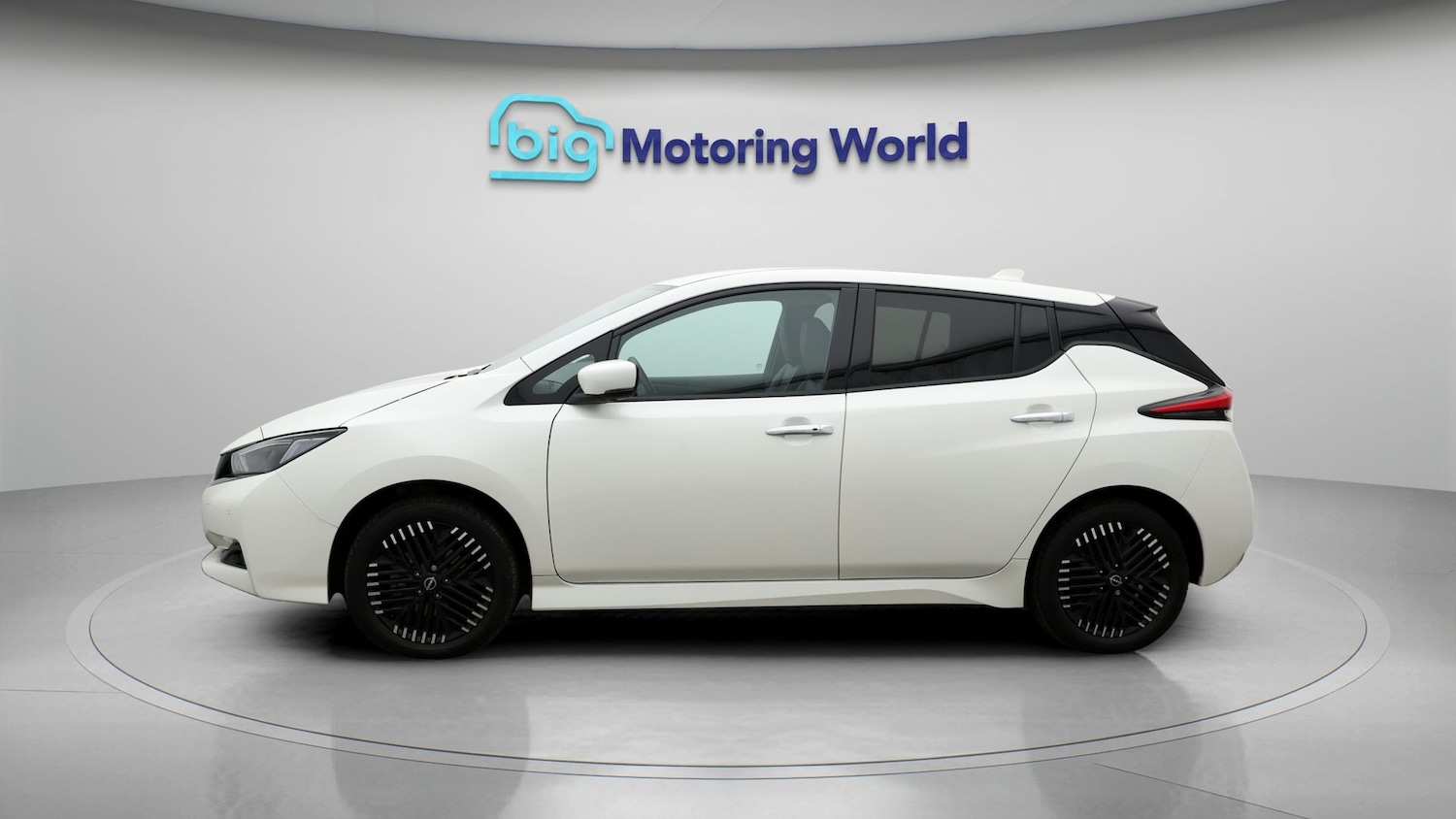 Used Nissan Leaf 2023 for sale - 77233229: Photo 4
