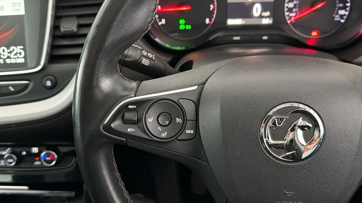 Used Vauxhall Grandland X 2018 for sale - 77896195: Photo 22